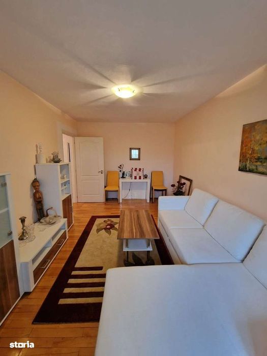 Ap 4 camere decomandat 72 mp 2 balcoane etaj 2 Calea Dumbrăvii/ Dioda