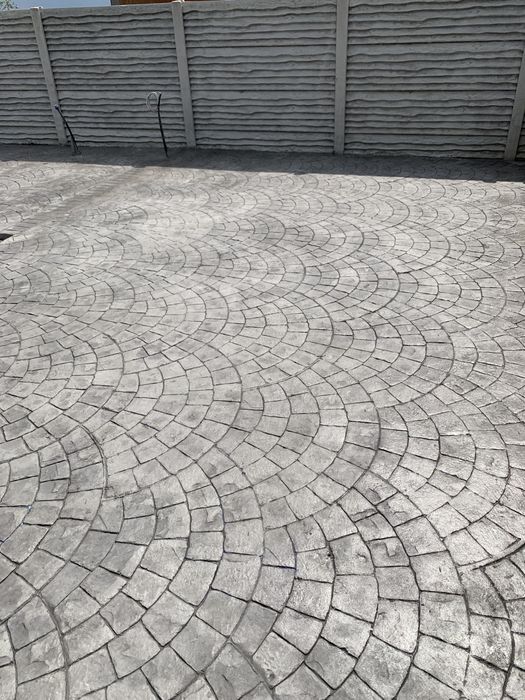 Beton amprentat și Elicopterizat.