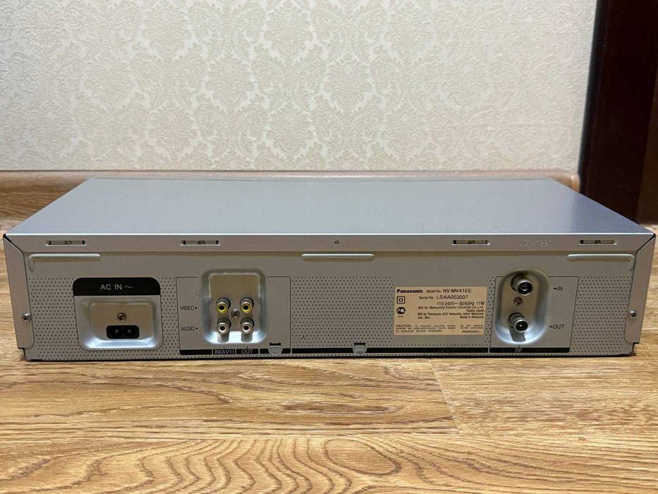 Видеомагнитофон Panasonic NV-MV41  4-Head