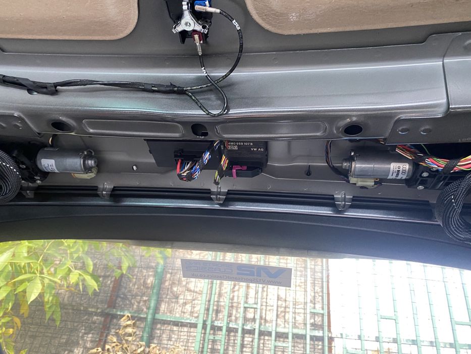 Mecanism electric deschidere haion Audi A4 B9 Break