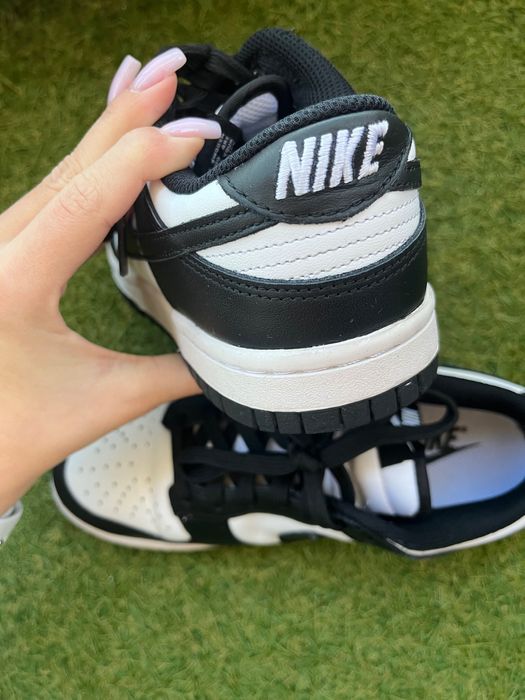 Обувки Nike Dunk Low