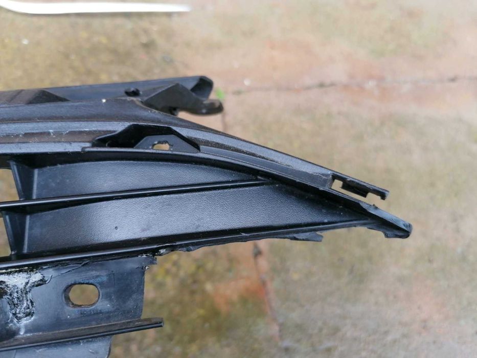 Решетка за Тойота Аурис 2018 г комплект или на части