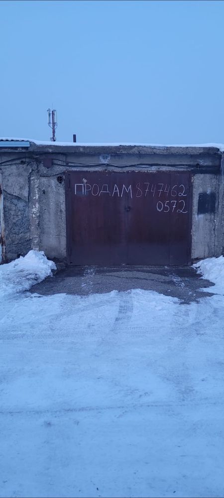 Продам гараж в 8 микрорайоне
