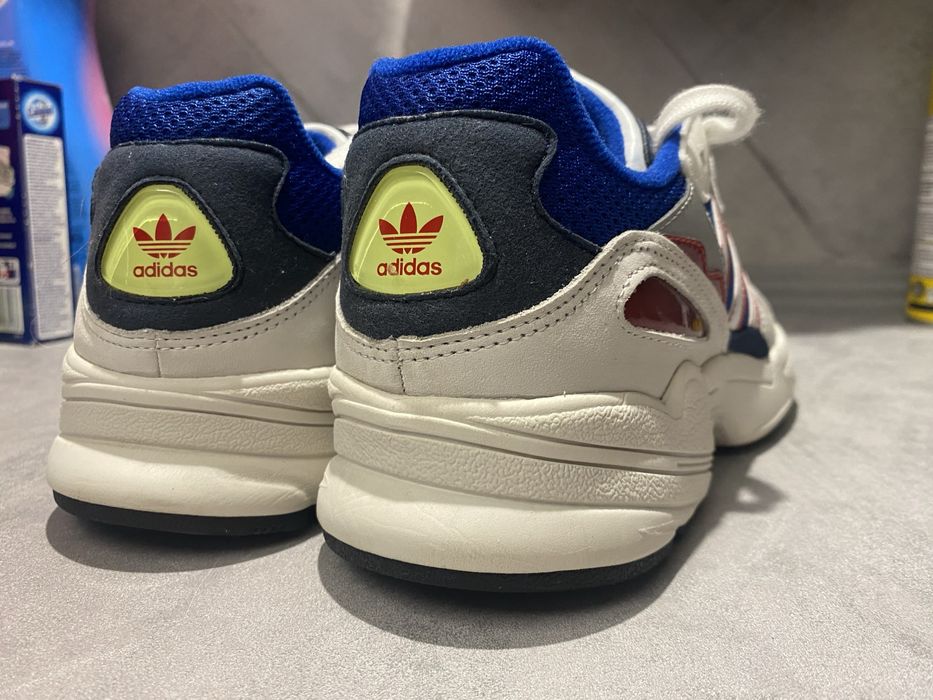 Adidasi adidas originals