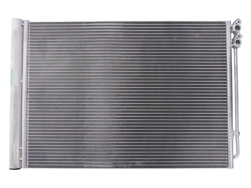 Condensator climatizare BMW Seria 5 F10, 02.2010-2017, motor 3.0 R6, 190 kw benzina, 528i;, full aluminiu brazat, 660(620)x460x16 mm, cu uscator si filtru integrat