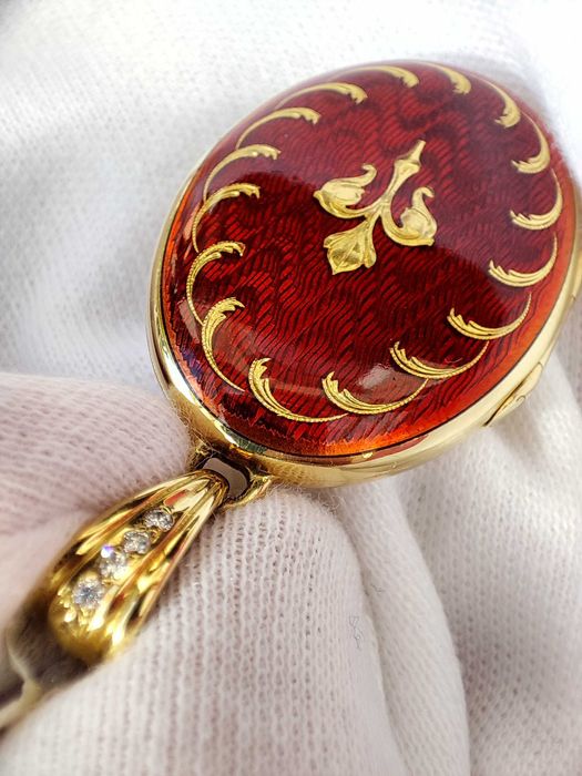 Fabergé Masterpiece Victor Mayer Pandantiv Aur 18K Diamante Email Rosu