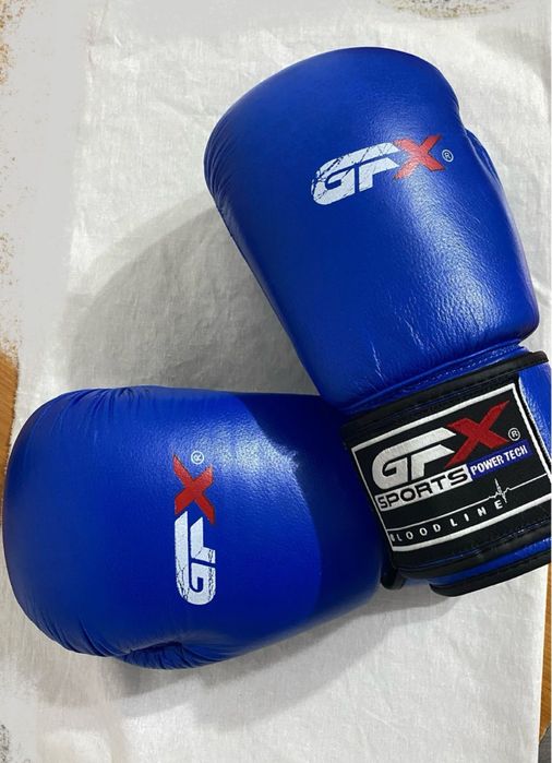 В продаже боксерская перчатка GFX