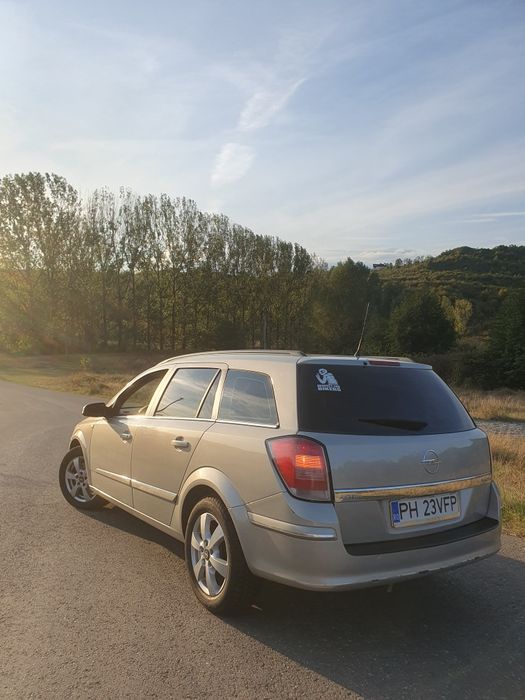 Vând Opel astra h 1.9