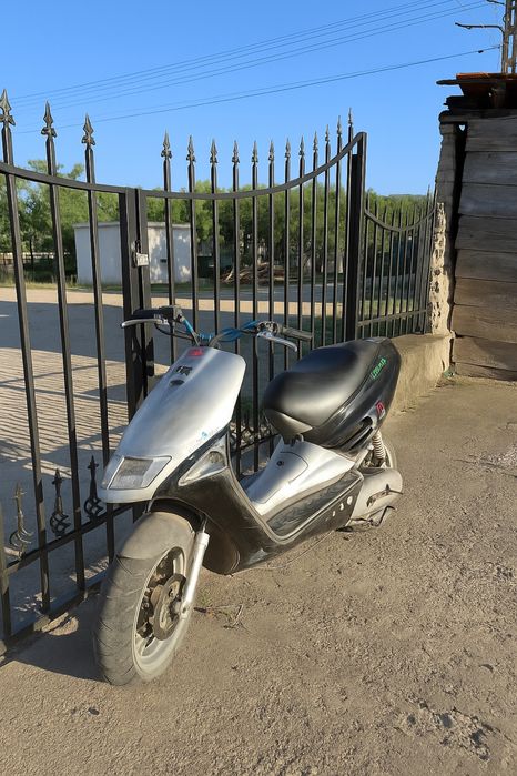Vand aprilia sr 80