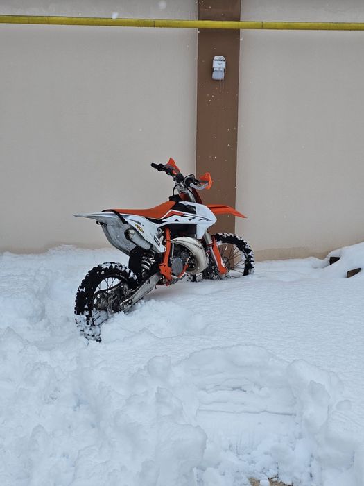Ktm sx 85 2023 este intretinut