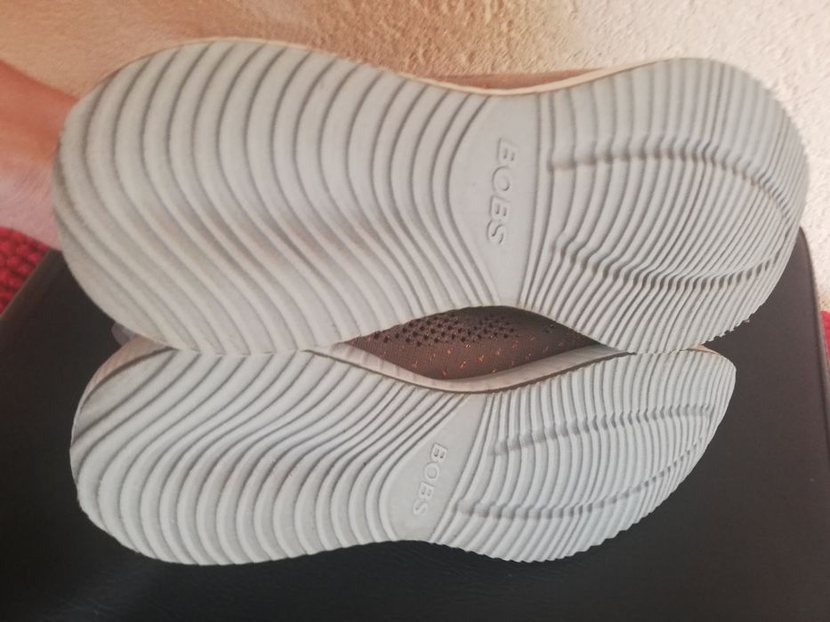 Adidași noi Skechers nr 39 damă