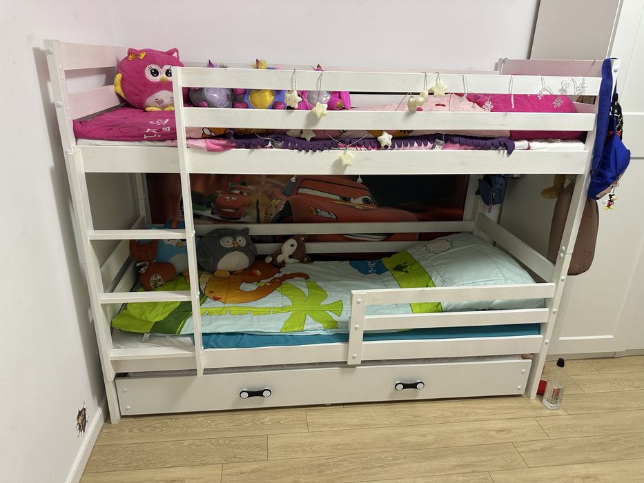 Pat supraetajat pentru 3 persoane cu lada depozitare 195x87x153(Lxlxh)