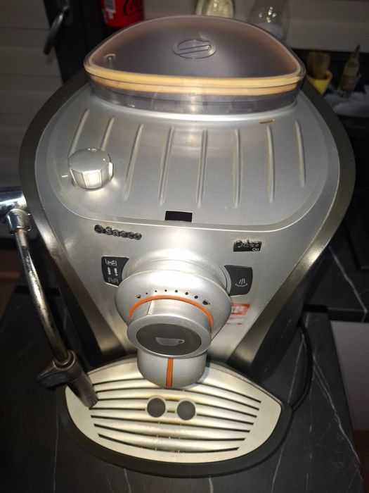 Expressor cafea saeco