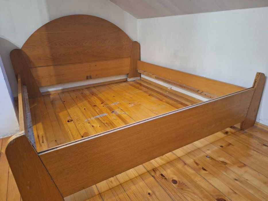 Спалня без матрак и без подматрачна рамка 160 х 190 (166 х 190)