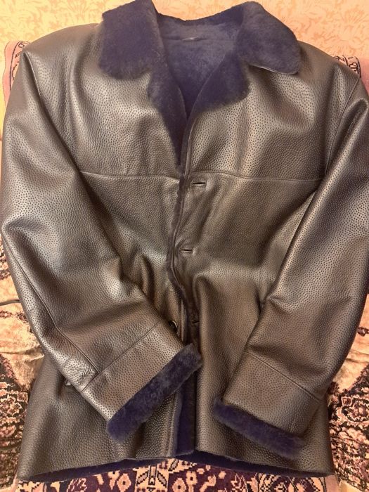 Продам мужскую дубленку