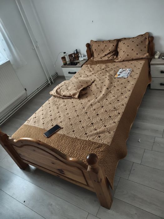 Pat lemn masiv cu saltea