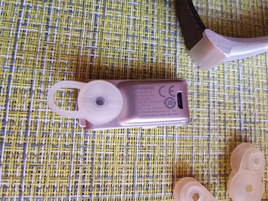 Huawei TalkBand B2 Смарт гривна + Хендсфри