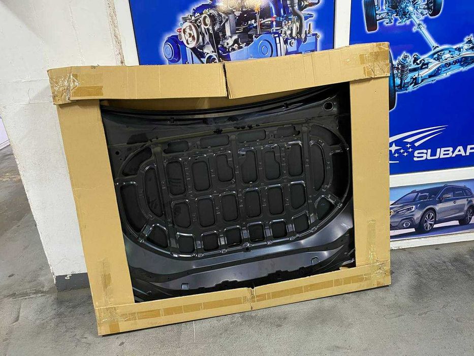 Капот на TOYOTA CAMRY 70 нов оригинал