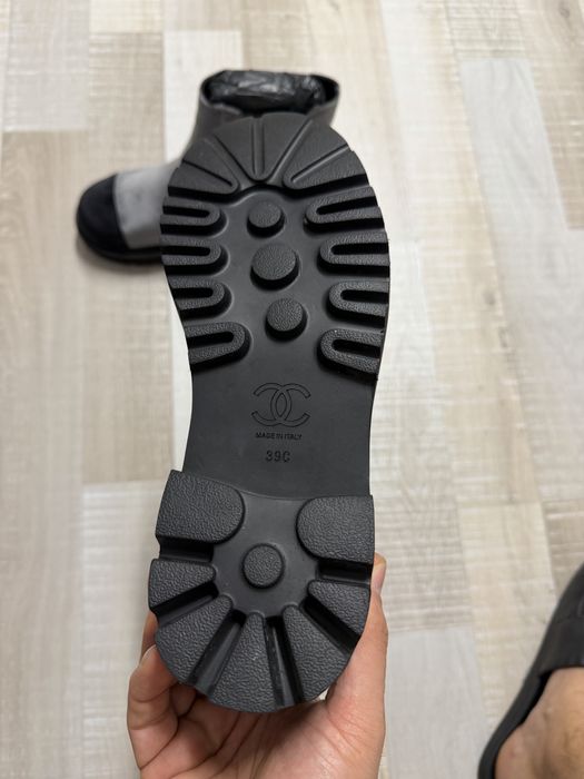 Ghete Chane’ll Chelsea boots. 37,39,40