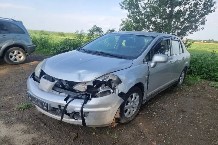 Motor fara anexe complet Nissan Tiida C11 motor 1.6 benzina 110cp cod HR16DE,  dezmembrez turbina plafon