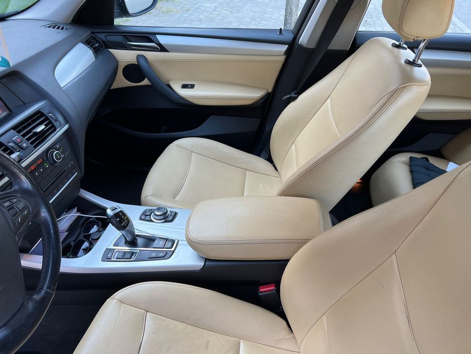 BMW X3 Vând BMW X3 impecabil automata