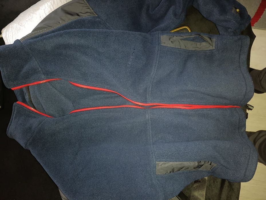 Vând geci jack wolfskin și tenson xl