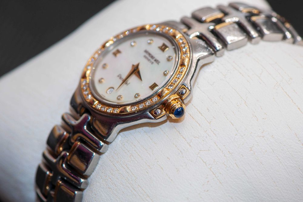 Raymond Weil Parsifal - швейцарски дамски часовник 18к злато, диаманти