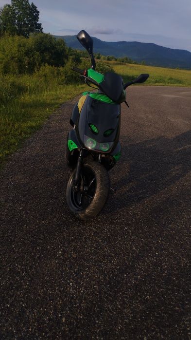 Aprilia SR 50 cu motor de 80