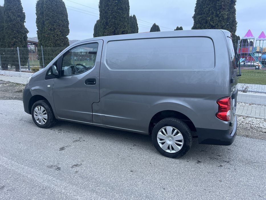 Vand Nissan nv 200