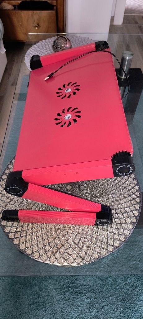 Cooler metalic Laptop