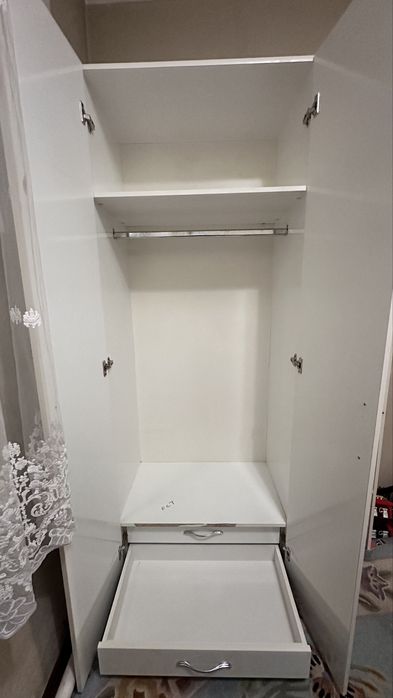 Продам шкаф и комод