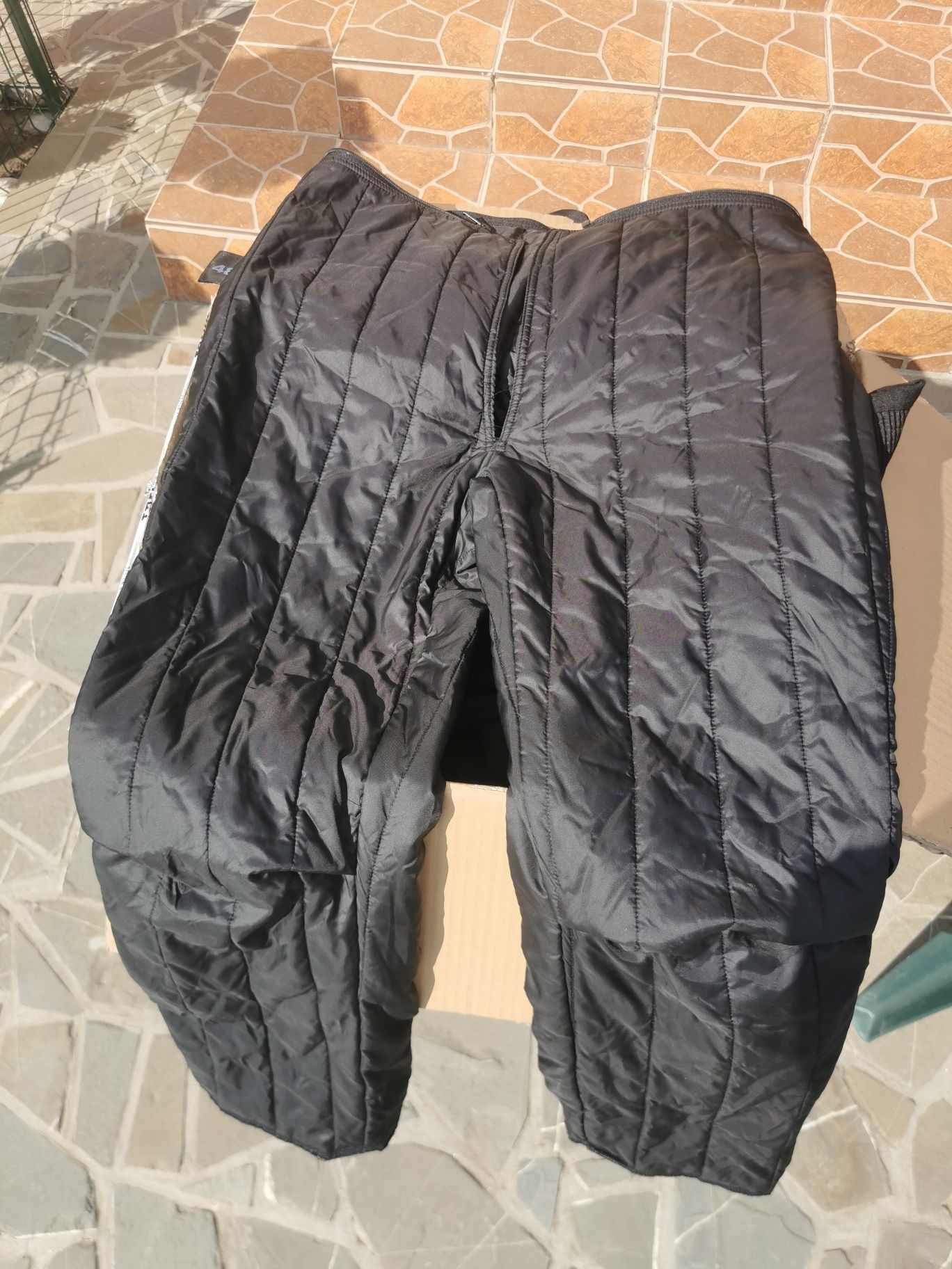 Pantaloni moto impermeabili YES -cu mesada detasabila