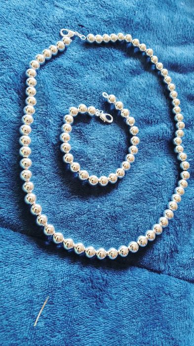 Нов, сребърен комплект дамски. 3 различни модели. В луксозна опаковка.