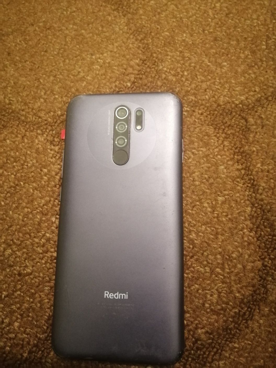 Продам Redmi 9 в хорошем состоянии