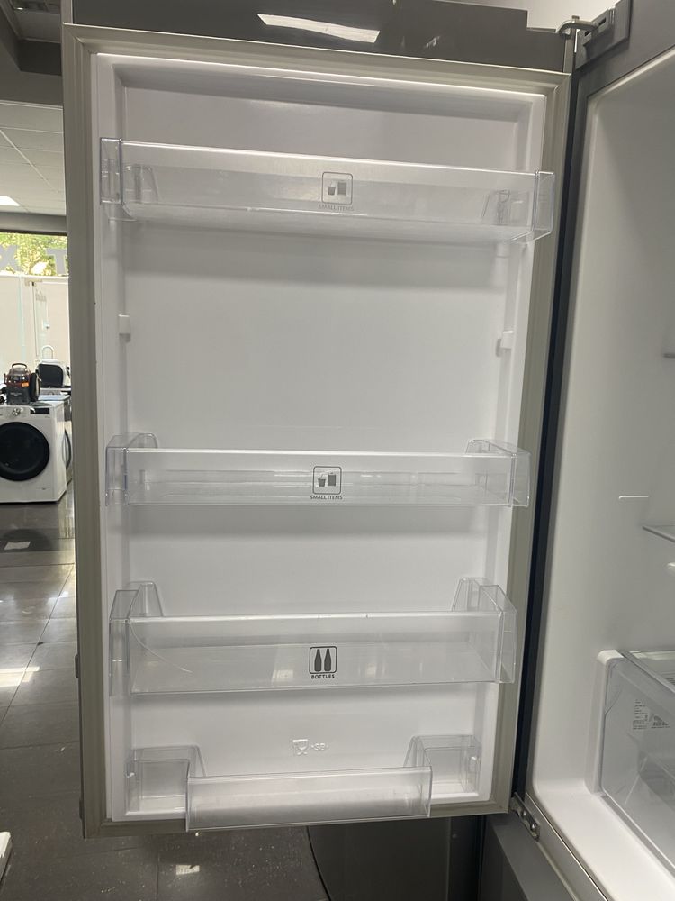 Хладилник с феизер Whirlpool