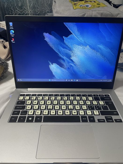 Laptop samsung  go book