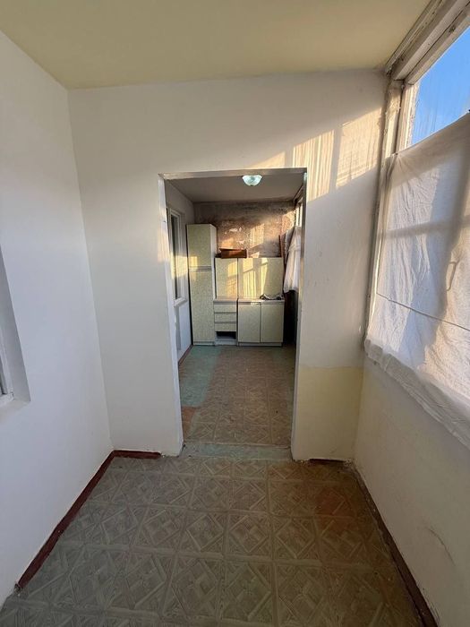 Продается 2 комнатная квартира с 6 метровой верандой