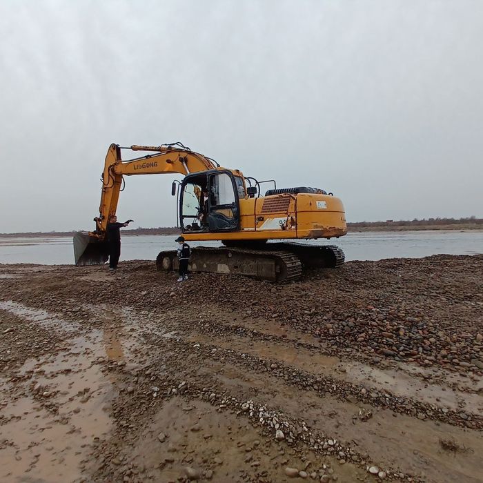 Экскаватор арендага берилади