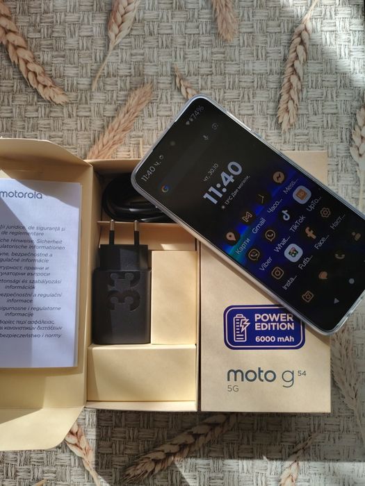 Моторола джи 54 5дж 12+12/256 Пауър