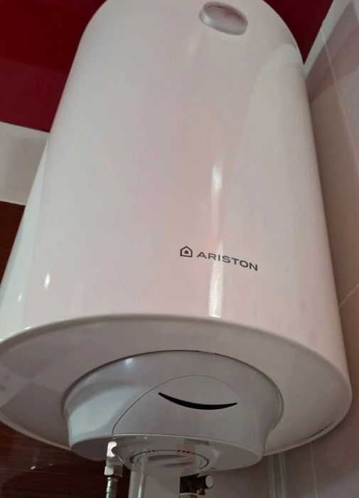 Продам Аристон водонагриватель рабочая