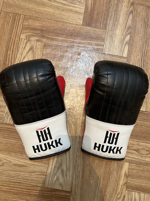 Снарядные боксерские перчатки HUKK