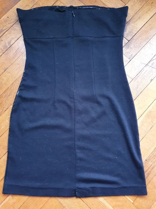 Официална черна рокля с пайети