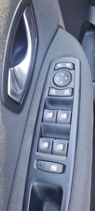 De vânzare: Renault Megane Scenic!