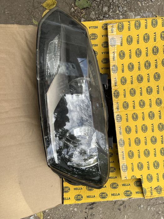 Преден фар VW Polo