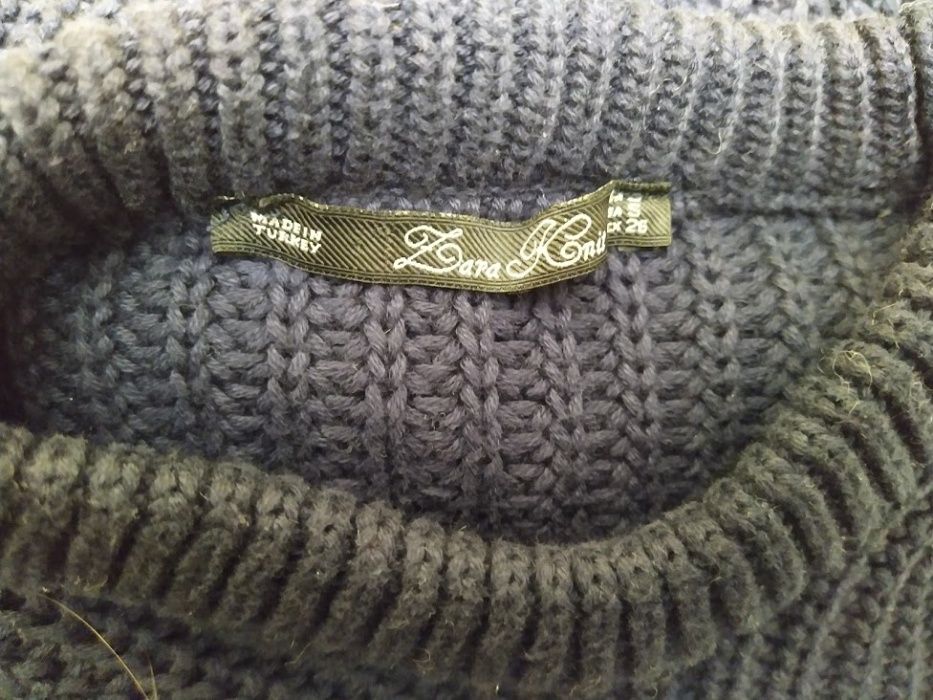Zara екстравагантен пуловер с ципове