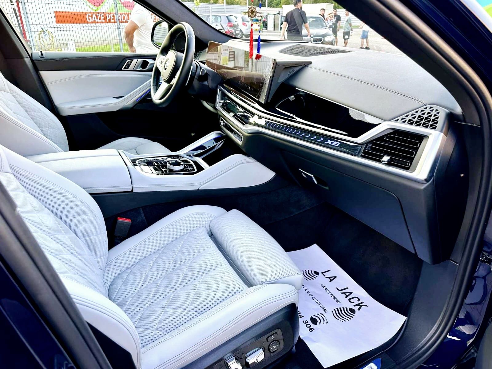 Bmw X6 3.0d /Pachet M/Grila iluminată/ Sky lounge/Masaj/Ventilatie