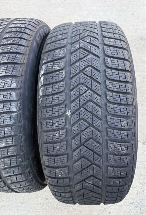 Anvelope de Iarna Pirelli Sottozero 3  255/45/19