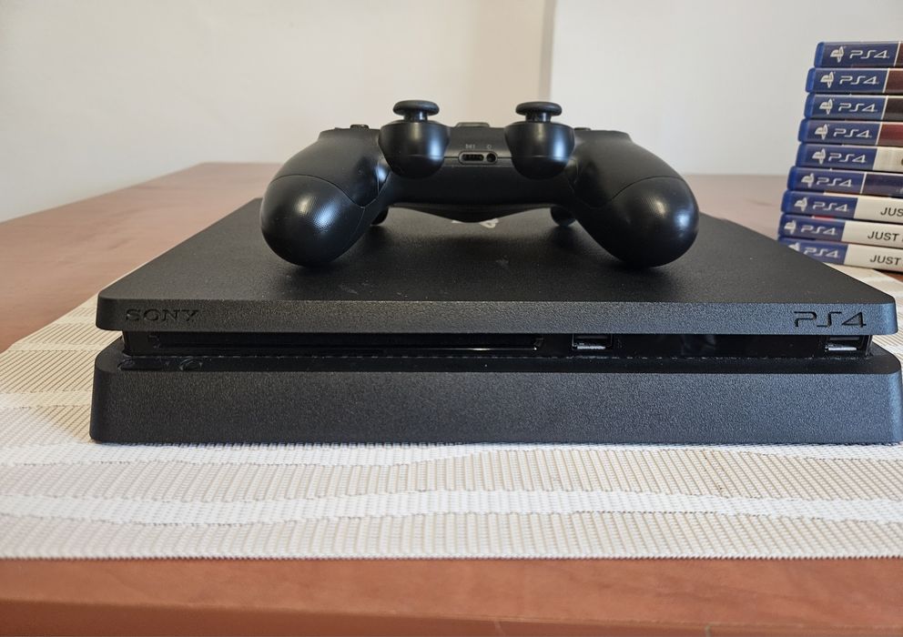 Playstation 4 Slim 1TB