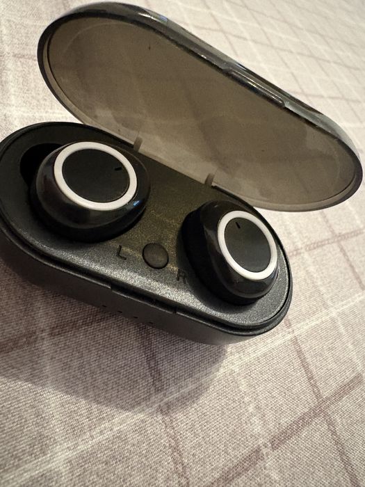 Vand Casti wireless conectare bluetooth