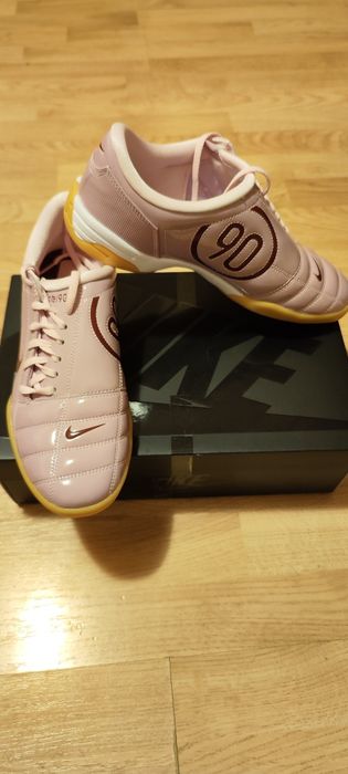 Ghete fotbal Nike T90 42.5